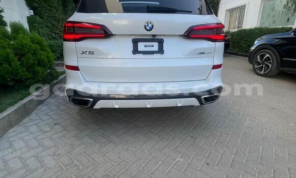 Acheter Occasion Voiture BMW X5 M Blanc à Dakar, Dakar Acheter Occasion Voiture BMW X5 M Blanc à Dakar, Dakar