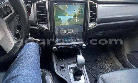 Acheter Occasion Voiture FORD MUSTANG Blanc à Dakar, Dakar Acheter Occasion Voiture FORD MUSTANG Blanc à Dakar, Dakar