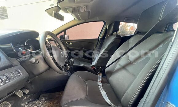 Acheter Occasion Voiture Renault Clio Bleu à Dakar, Dakar Acheter Occasion Voiture Renault Clio Bleu à Dakar, Dakar