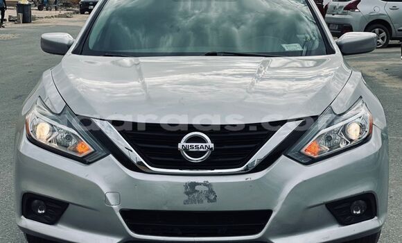 Acheter Import Voiture Nissan Altima Gris à Dakar, Dakar