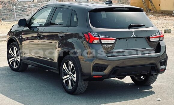 Buy Import Mitsubishi Outlander Silver Car in Dakar in Dakar Buy Import Mitsubishi Outlander Silver Car in Dakar in Dakar