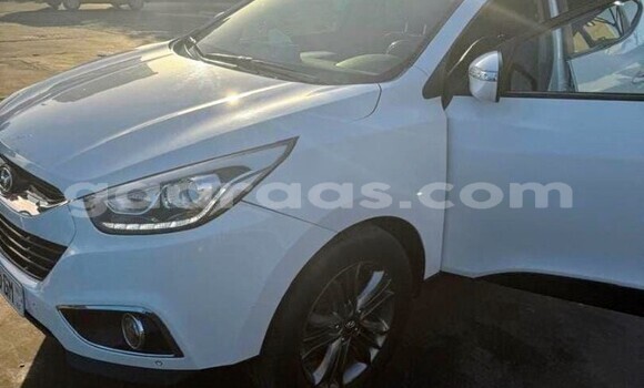 Acheter Occasion Voiture Hyundai Tucson Blanc à Dakar, Dakar Acheter Occasion Voiture Hyundai Tucson Blanc à Dakar, Dakar