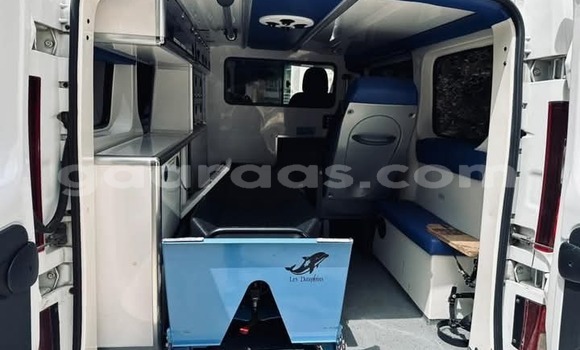 Buy Import Opel Ampera White Car in Dakar in Dakar Buy Import Opel Ampera White Car in Dakar in Dakar