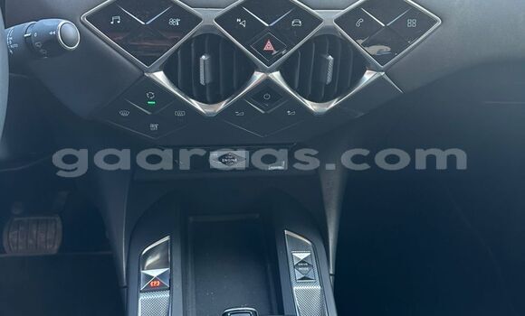 Buy Used Toyota Chr White Car in Dakar in Dakar Buy Used Toyota Chr White Car in Dakar in Dakar