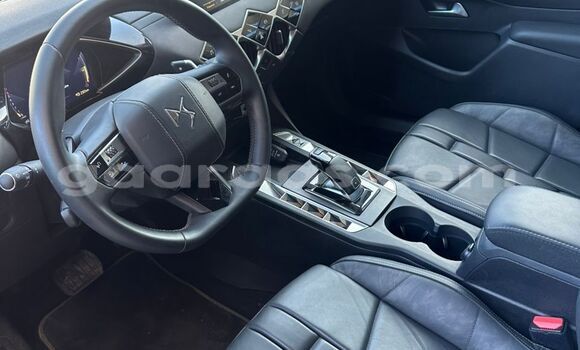 Buy Used Toyota Chr White Car in Dakar in Dakar Buy Used Toyota Chr White Car in Dakar in Dakar