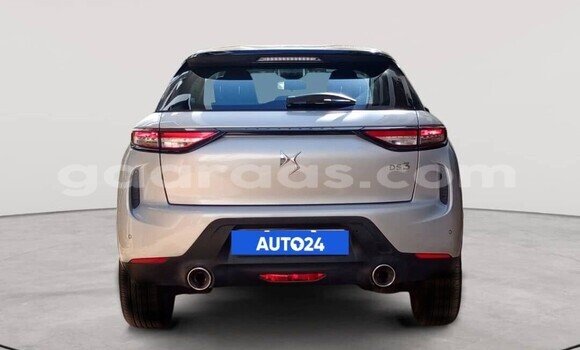 Dieundeu Occasion Ds3 Crossback bastille Silver Auto in Dakar in Dakar Dieundeu Occasion Ds3 Crossback bastille Silver Auto in Dakar in Dakar