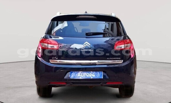 Buy Used Citroen C4 Aircross Black Car in Dakar in Dakar Buy Used Citroen C4 Aircross Black Car in Dakar in Dakar
