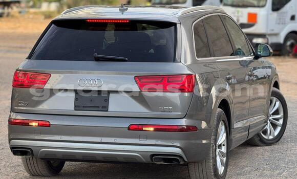 Buy Import Audi Q7 Silver Car in Dakar in Dakar Buy Import Audi Q7 Silver Car in Dakar in Dakar