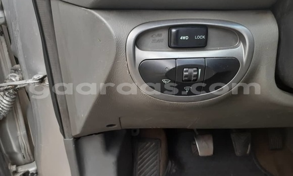 Dieundeu Occasion Hyundai Santa Fe Silver Auto in Dakar in Dakar Dieundeu Occasion Hyundai Santa Fe Silver Auto in Dakar in Dakar