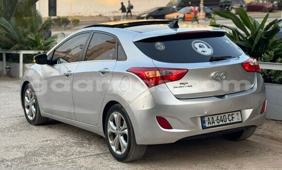 Dieundeu Occasion Hyundai Elantra Silver Auto in Dakar in Dakar Dieundeu Occasion Hyundai Elantra Silver Auto in Dakar in Dakar