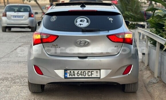 Dieundeu Occasion Hyundai Elantra Silver Auto in Dakar in Dakar Dieundeu Occasion Hyundai Elantra Silver Auto in Dakar in Dakar