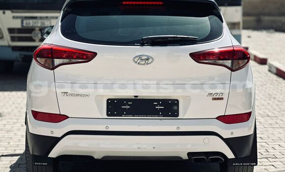 Buy Import Hyundai Tucson White Car in Dakar in Dakar Buy Import Hyundai Tucson White Car in Dakar in Dakar