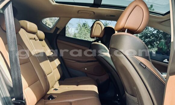 Buy Import Hyundai Tucson White Car in Dakar in Dakar Buy Import Hyundai Tucson White Car in Dakar in Dakar