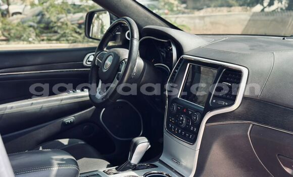 Acheter Occasion Voiture Jeep Grand Cherokee Noir à Dakar, Dakar Acheter Occasion Voiture Jeep Grand Cherokee Noir à Dakar, Dakar