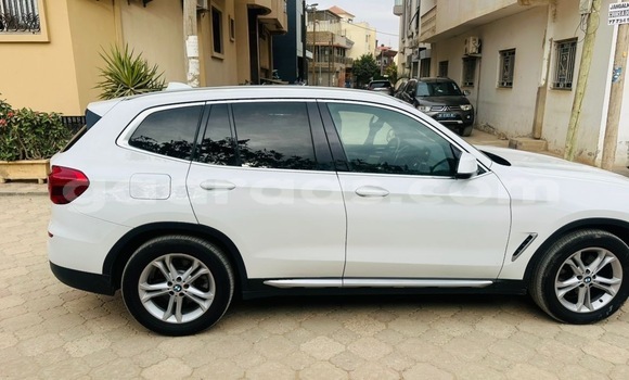 Acheter Occasion Voiture BMW X3 Blanc à Dakar, Dakar Acheter Occasion Voiture BMW X3 Blanc à Dakar, Dakar