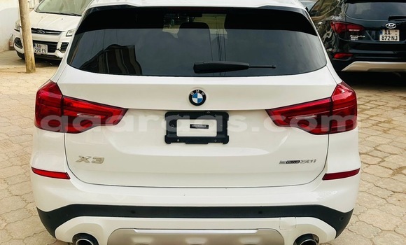 Acheter Occasion Voiture BMW X3 Blanc à Dakar, Dakar Acheter Occasion Voiture BMW X3 Blanc à Dakar, Dakar