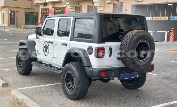 Dieundeu Occasion Jeep Wrangler White Auto in Dakar in Dakar Dieundeu Occasion Jeep Wrangler White Auto in Dakar in Dakar