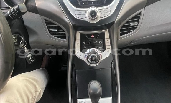 Dieundeu Occasion Hyundai Elantra Beige Auto in Dakar in Dakar Dieundeu Occasion Hyundai Elantra Beige Auto in Dakar in Dakar