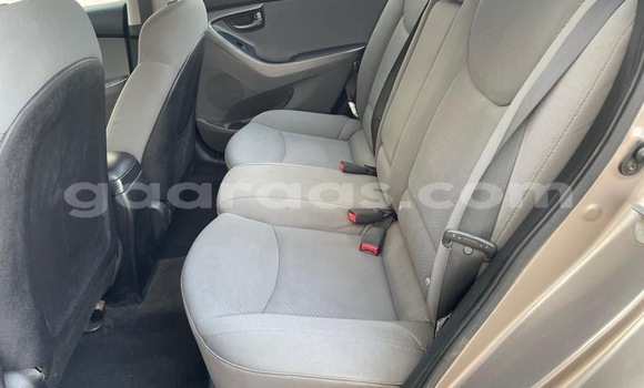 Dieundeu Occasion Hyundai Elantra Beige Auto in Dakar in Dakar Dieundeu Occasion Hyundai Elantra Beige Auto in Dakar in Dakar