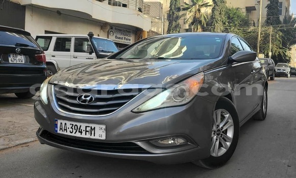 Dieundeu Occasion Hyundai Sonata Silver Auto in Dakar in Dakar Dieundeu Occasion Hyundai Sonata Silver Auto in Dakar in Dakar