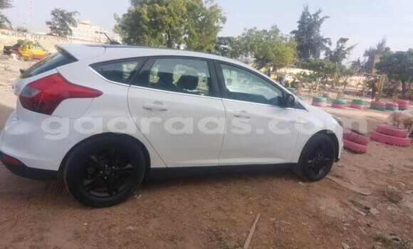 Buy Used Ford Focus White Car in Dakar in Dakar Buy Used Ford Focus White Car in Dakar in Dakar