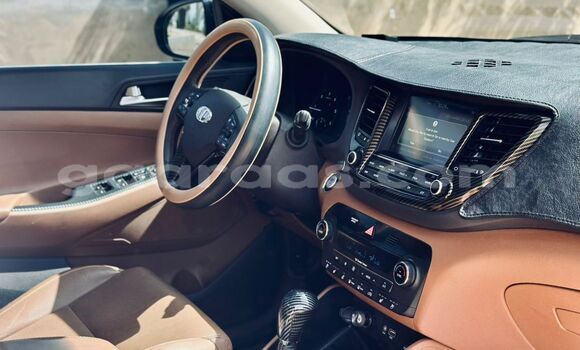 Buy Import Hyundai Tucson White Car in Dakar in Dakar Buy Import Hyundai Tucson White Car in Dakar in Dakar