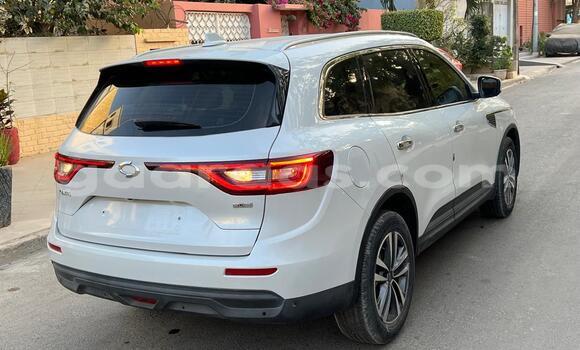 Buy New Renault Samsung QM6 Silver Car in Dakar in Dakar Buy New Renault Samsung QM6 Silver Car in Dakar in Dakar