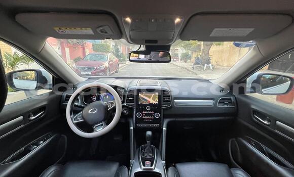 Buy New Renault Samsung QM6 Silver Car in Dakar in Dakar Buy New Renault Samsung QM6 Silver Car in Dakar in Dakar