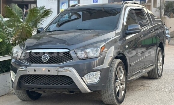 Dieundeu Occasion SsangYong Korando Silver Auto in Dakar in Dakar Dieundeu Occasion SsangYong Korando Silver Auto in Dakar in Dakar