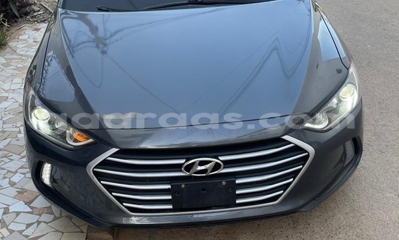 Dieundeu Occasion Hyundai Elantra Silver Auto in Dakar in Dakar