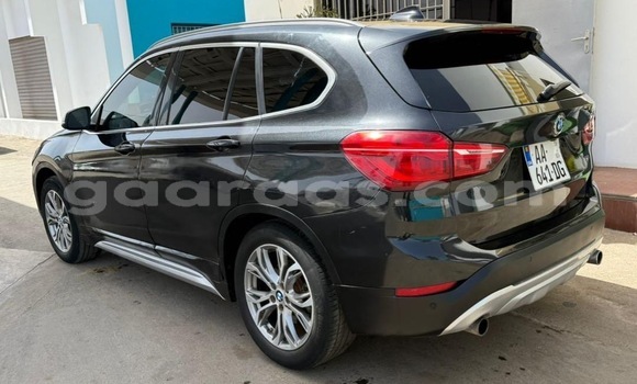 Acheter Occasion Voiture BMW X1 Noir à Dakar, Dakar Acheter Occasion Voiture BMW X1 Noir à Dakar, Dakar