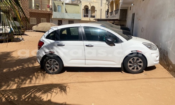 Acheter Occasion Voiture Citroen C3 Blanc à Dakar, Dakar Acheter Occasion Voiture Citroen C3 Blanc à Dakar, Dakar