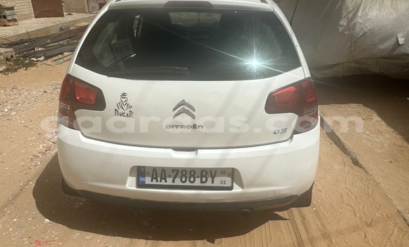 Acheter Occasion Voiture Citroen C3 Blanc à Dakar, Dakar Acheter Occasion Voiture Citroen C3 Blanc à Dakar, Dakar