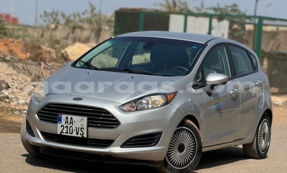 Acheter Occasion Voiture Ford Fiesta Gris à Dakar, Dakar Acheter Occasion Voiture Ford Fiesta Gris à Dakar, Dakar