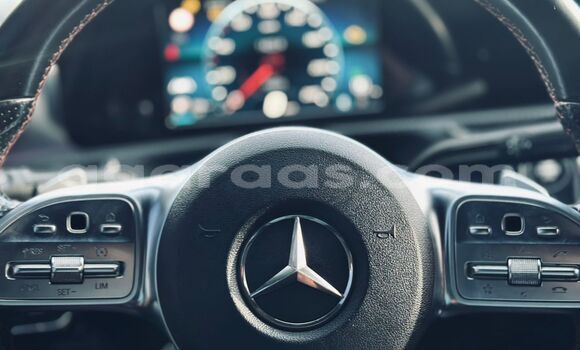 Acheter Import Voiture Mercedes-Benz C180 coupe Gris à Dakar, Dakar Acheter Import Voiture Mercedes-Benz C180 coupe Gris à Dakar, Dakar