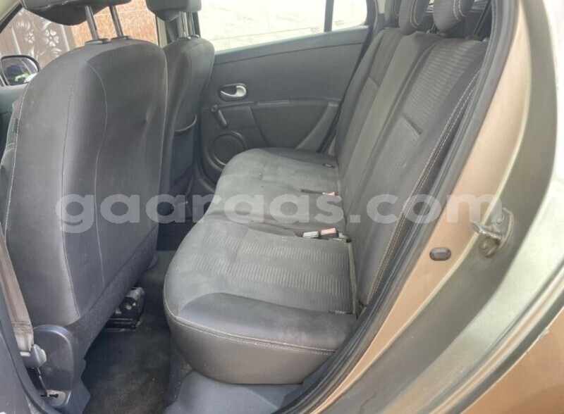 Big with watermark renault clio dakar dakar 28842