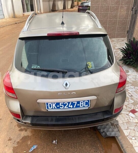 Big with watermark renault clio dakar dakar 28842