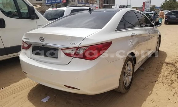 Buy Used Hyundai Sonata White Car in Dakar in Dakar Buy Used Hyundai Sonata White Car in Dakar in Dakar