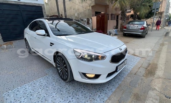 Dieundeu Occasion Kia K7 White Auto in Dakar in Dakar Dieundeu Occasion Kia K7 White Auto in Dakar in Dakar