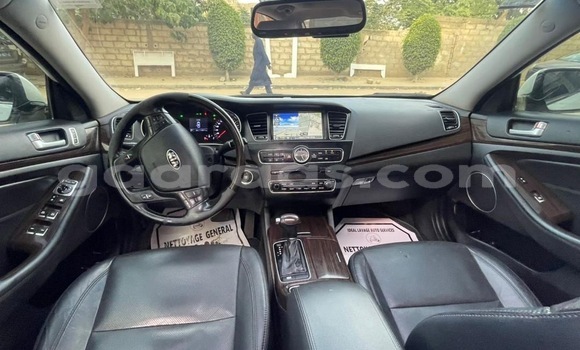 Dieundeu Occasion Kia K7 White Auto in Dakar in Dakar Dieundeu Occasion Kia K7 White Auto in Dakar in Dakar