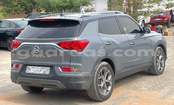 Buy Used SsangYong Korando Silver Car in Dakar in Dakar Buy Used SsangYong Korando Silver Car in Dakar in Dakar