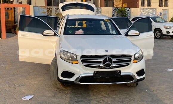 Dieundeu Occasion Mercedes-Benz GLC 250D White Auto in Dakar in Dakar Dieundeu Occasion Mercedes-Benz GLC 250D White Auto in Dakar in Dakar