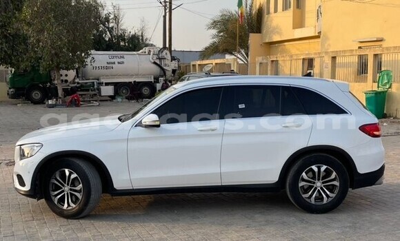 Dieundeu Occasion Mercedes-Benz GLC 250D White Auto in Dakar in Dakar Dieundeu Occasion Mercedes-Benz GLC 250D White Auto in Dakar in Dakar