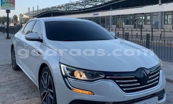Buy Used Renault Talisman White Car in Dakar in Dakar Buy Used Renault Talisman White Car in Dakar in Dakar