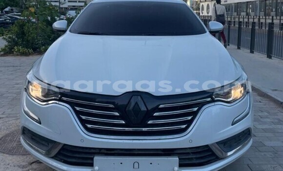 Buy Used Renault Talisman White Car in Dakar in Dakar Buy Used Renault Talisman White Car in Dakar in Dakar