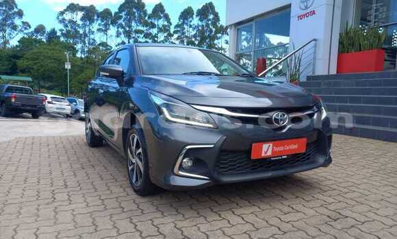 Dieundeu Occasion Toyota Starlet Blue Auto in Dakar in Dakar