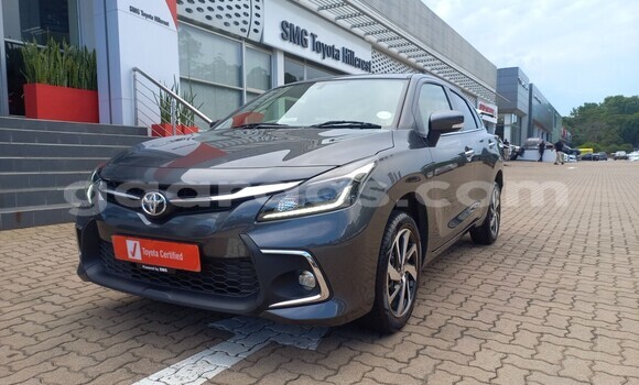 Buy Used Toyota Starlet Blue Car in Dakar in Dakar Buy Used Toyota Starlet Blue Car in Dakar in Dakar