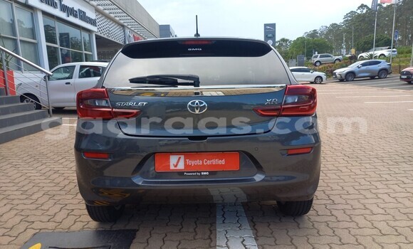 Buy Used Toyota Starlet Blue Car in Dakar in Dakar Buy Used Toyota Starlet Blue Car in Dakar in Dakar