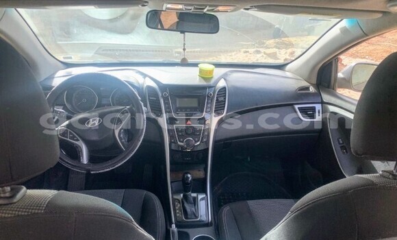 Dieundeu Occasion Hyundai Elantra Black Auto in Dakar in Dakar Dieundeu Occasion Hyundai Elantra Black Auto in Dakar in Dakar