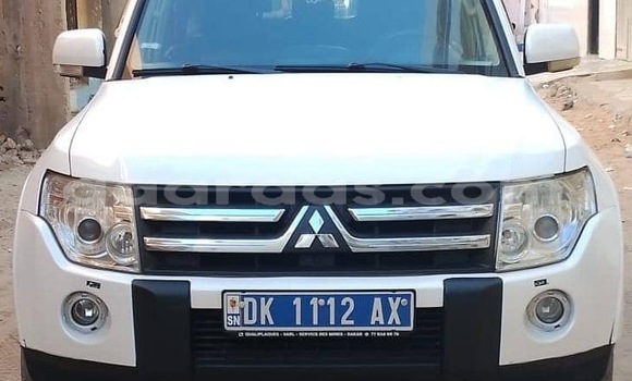 Acheter Occasion Voiture Mitsubishi Pajero Blanc à Dakar, Dakar
